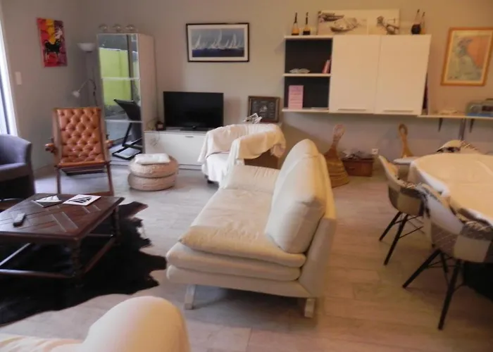 Les Mouettes * لي سابلِ دولونْ